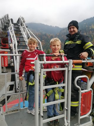 IMG_20251017_161610_resized_20251020_040704956